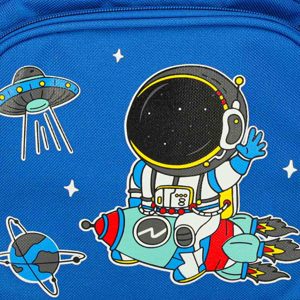 Mugursoma bērnudārzam, Astronauti