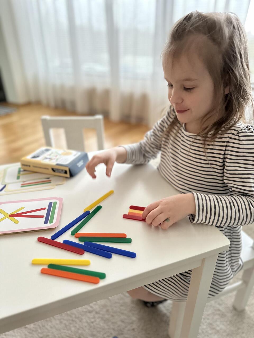 Aktivitāšu kartītes "Kociņi un Raksti"