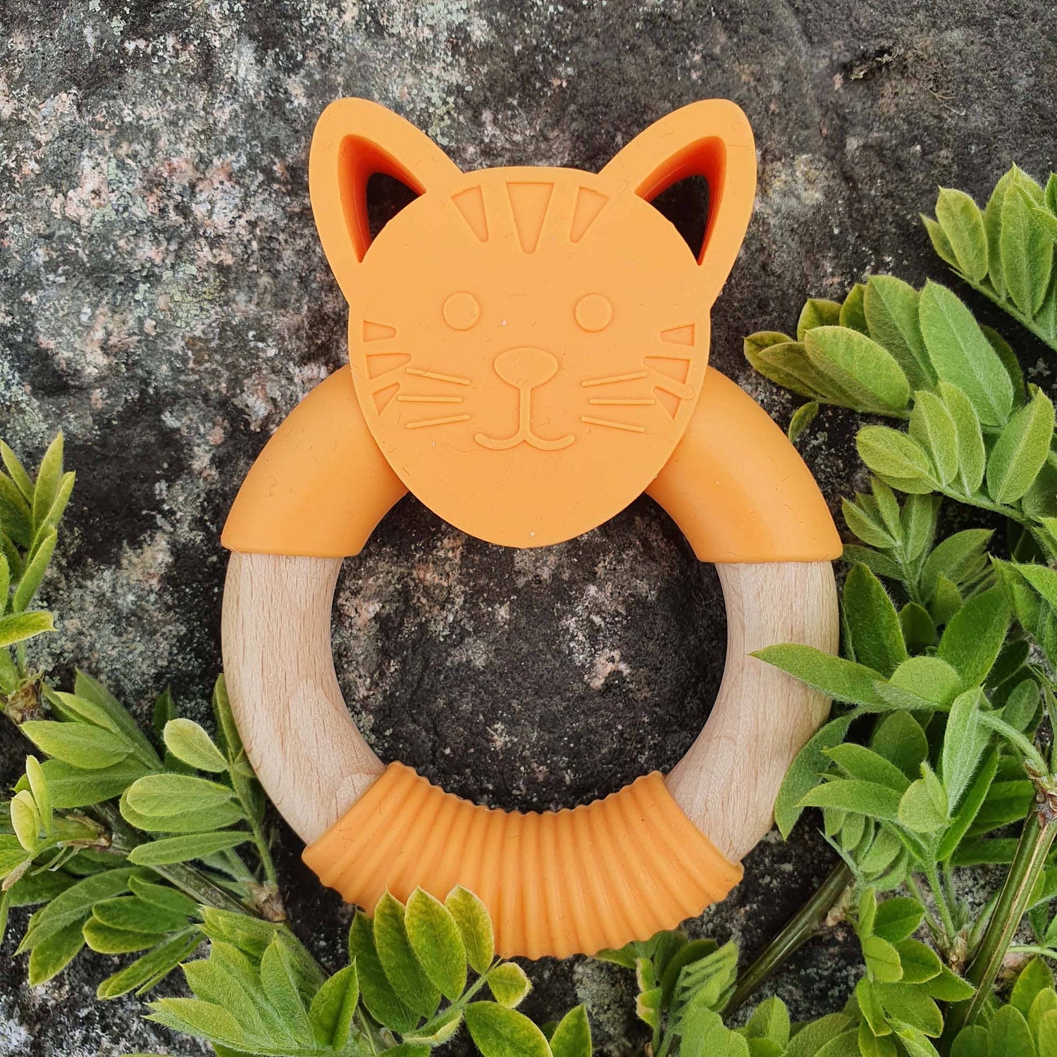 Graužamlietiņa zīdainim, koka un silikona "Kaķis"