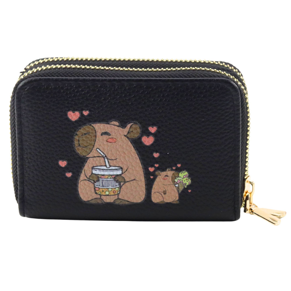 Maks ar diviem nodalījumiem, Kapibara, melns