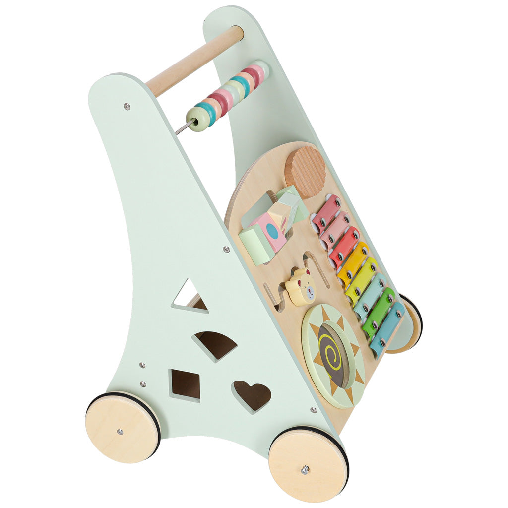 Koka bērnu staigulis ar skaitli un attīstošiem elementiem